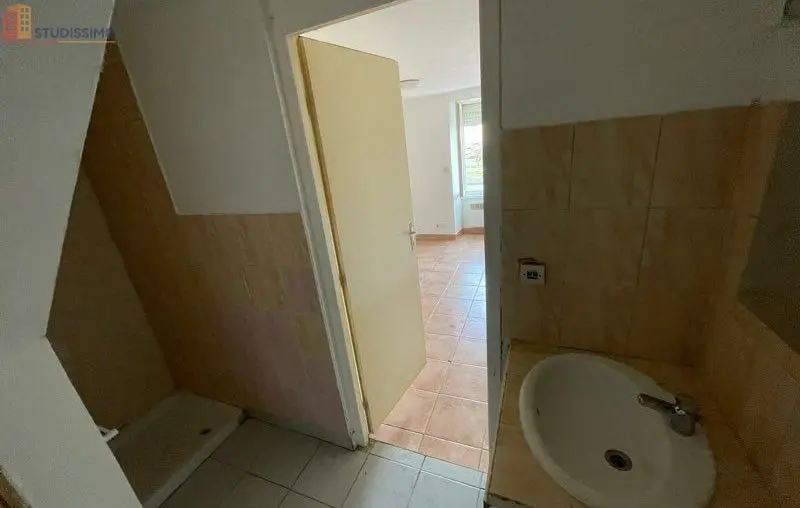 Studio 18m² Angoulême - - Photo 3