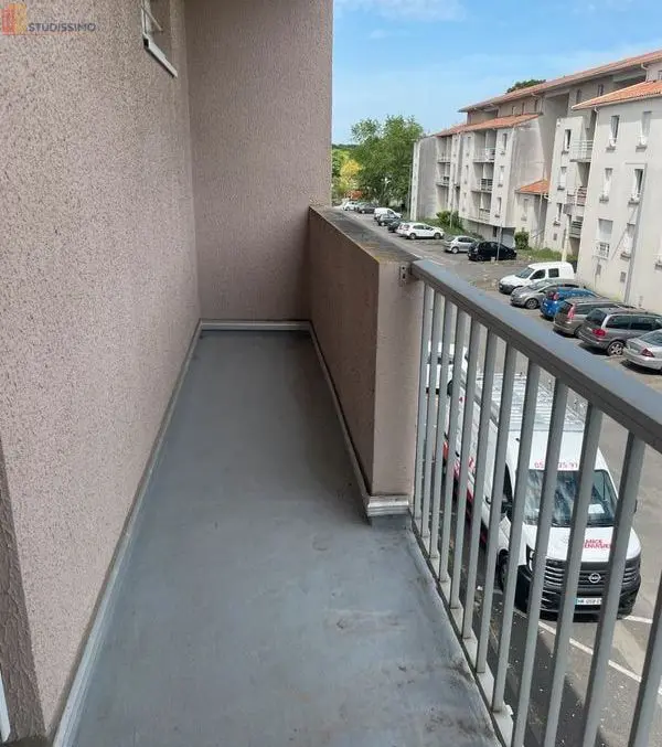 Studio meublé 35m² Angoulême - Meublé, DPE C - Photo 2