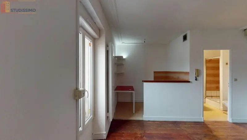 Studio 18m² Angoulême - Étage 2, DPE D - Photo 3