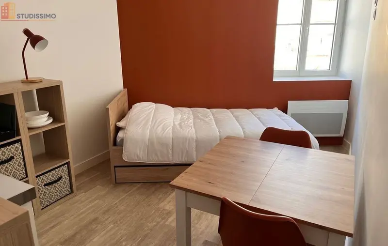Studio meublé 14m² Ruelle-sur-Touvre - Meublé, DPE C - Photo 1