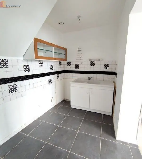 Studio 36m² Montmoreau centre - RDC, proche église - Photo 1