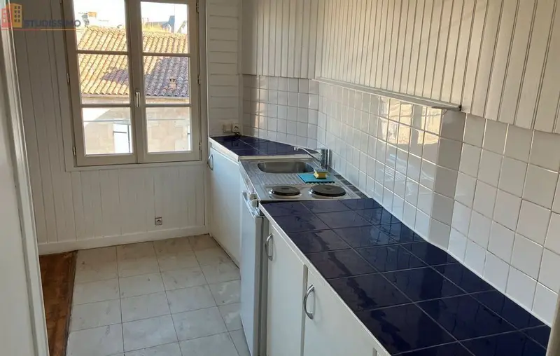 Studio 35m² Cognac - Étage élevé, DPE D - Photo 1