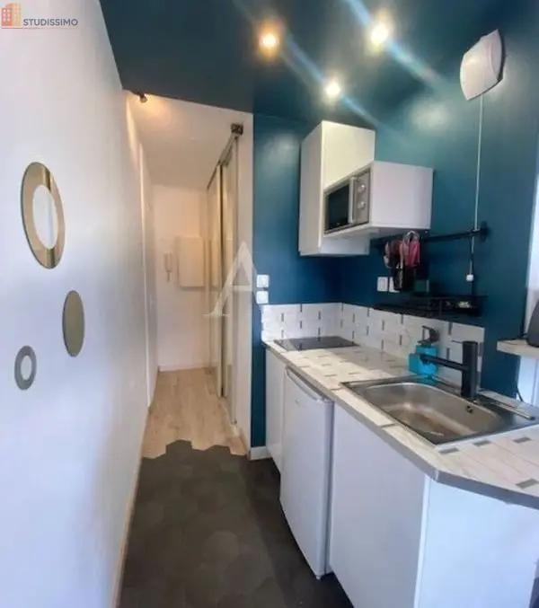 Studio meublé 22m² La Rochelle - Lumineux, 1er étage - Photo 2