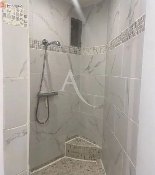 Studio meublé 22m² La Rochelle - Lumineux, 1er étage - Photo 4