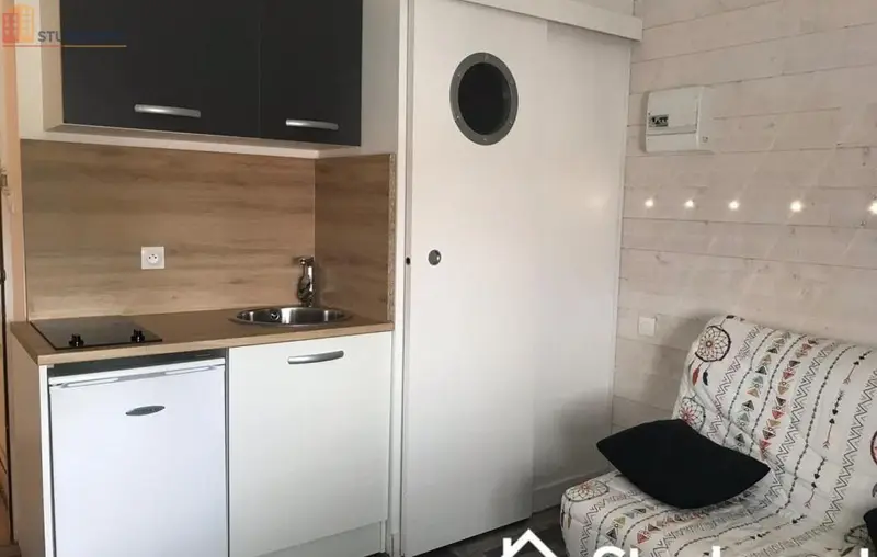 Studio meublé 17m² La Rochelle - Meublé, 2e étage - Photo 1
