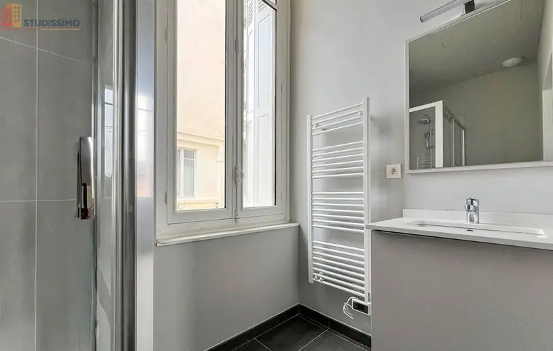 Studio 28m² Saintes 17100 - Photo 4