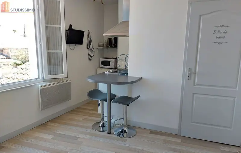 Studio meublé 17m² Rochefort - Proche gare, meublé - Photo 1