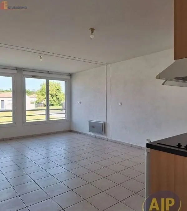 Studio 35m² Pons - - Photo 3