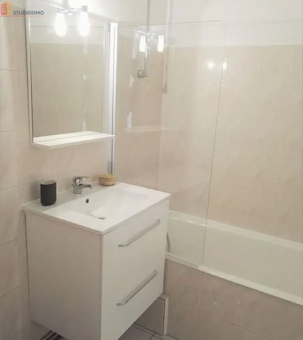 Studio 25m² La Rochelle 17000 - Meublé, centre-ville - Photo 2
