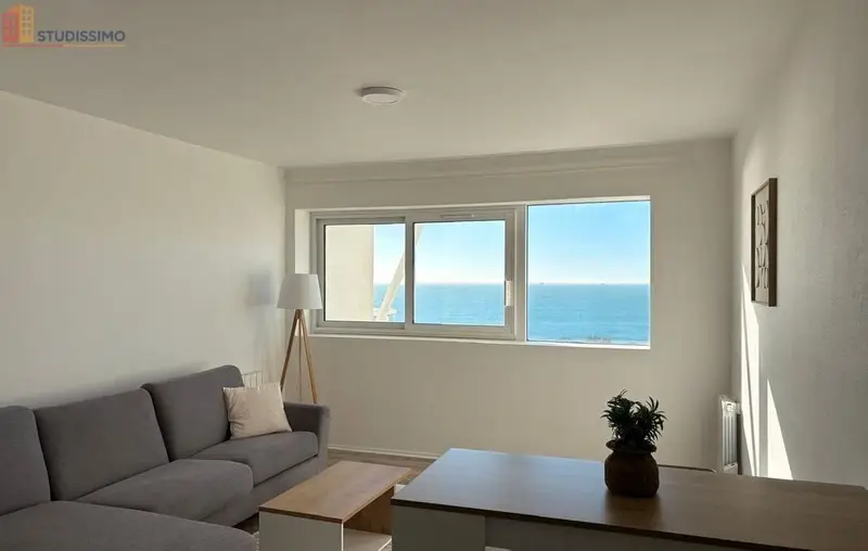 Studio meublé 28m² La Rochelle 17000 - Lumineux, 7e étage - Photo 4
