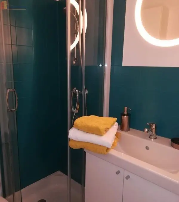 Studio meublé 18m² La Rochelle centre-ville - Calme, lumineux - Photo 2