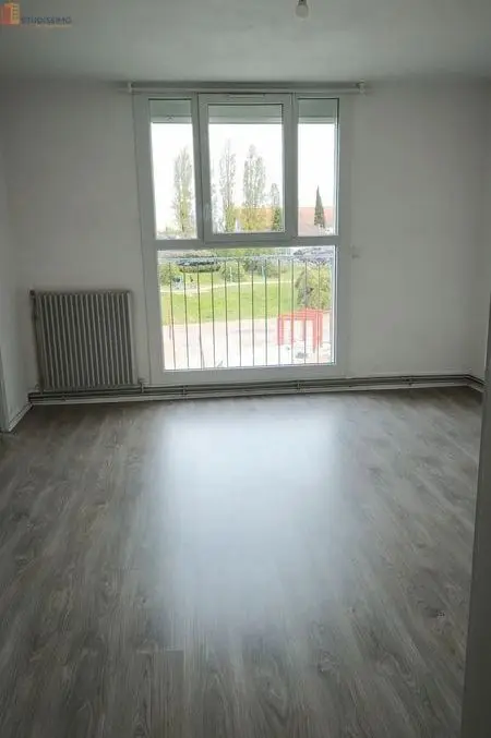 Studio 37m² Saintes 17100 - Photo 1