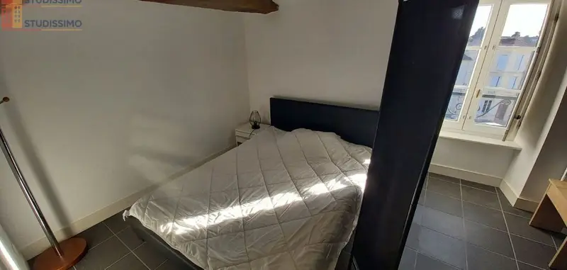 Studio meublé 39m² Jonzac - Grand, lumineux - Photo 1