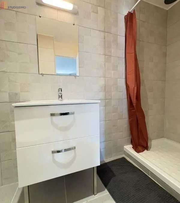 Studio meublé 23m² Bourges - Meublé, DPE D - Photo 1