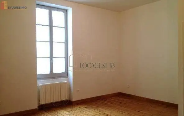 Studio 30m² Bourges - 1er étage, DPE C - Photo 6