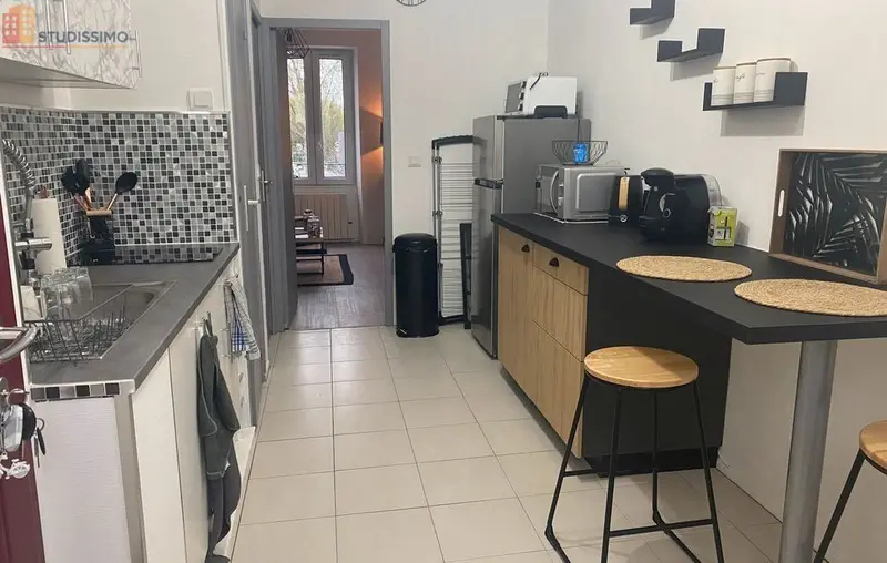 Studio meublé 25m² Bourges - Meublé, 1er étage - Photo 1