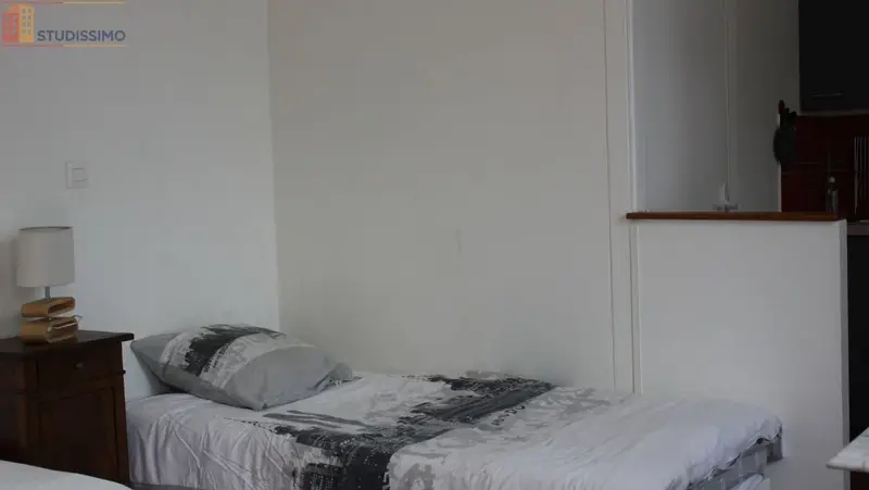 Studio meublé 28m² Bourges 18000 - Meublé, DPE D - Photo 4