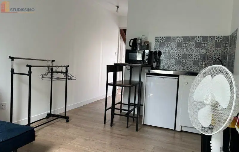 Studio meublé 20m² Bourges - Proche Jean Baffier - Photo 2