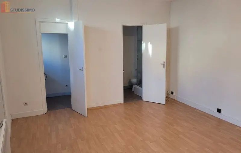 Studio 23m² Bourges - Proche place Saint-Bonnet - Photo 1