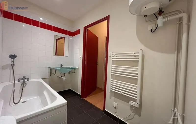 Studio 22m² Bourges - Duplex, DPE D - Photo 6