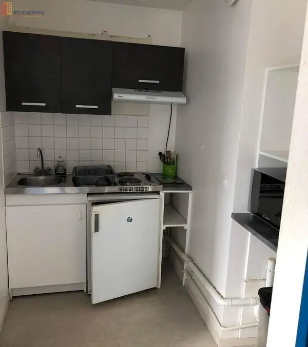 Studio meublé 18m² Bourges 18000 - Disponible, meublé - Photo 2