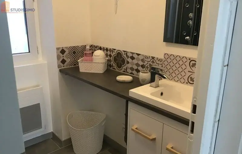 Studio meublé 20m² Bourges 18000 - Meublé, DPE D - Photo 5