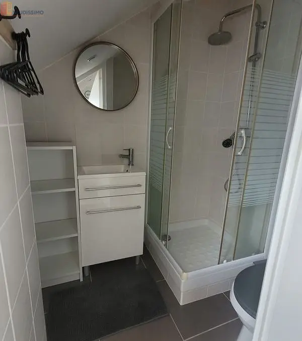 Studio meublé 14m² Bourges - Joli, 2e étage - Photo 12