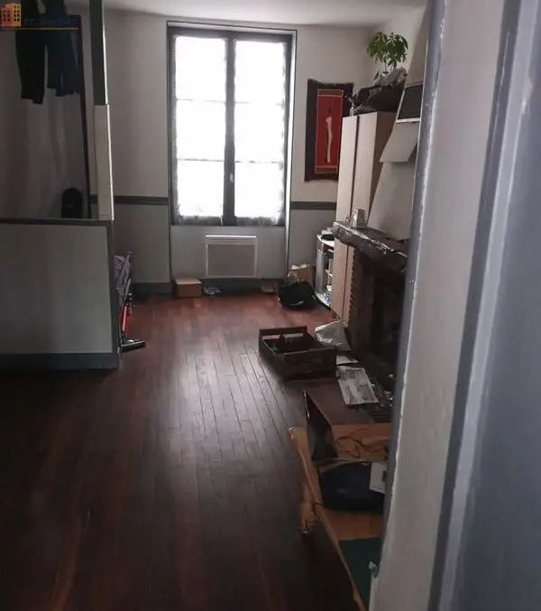 Studio 35m² Saint-Amand-Montrond - Rez-de-chaussée, meublé partiel - Photo 2