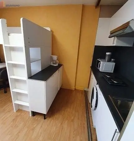 Studio meublé 27m² Bourges centre - Équipé, proche commodités - Photo 2