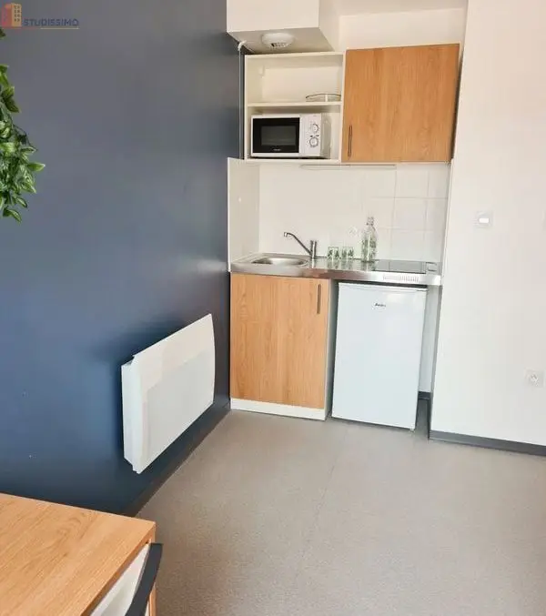 Studio meublé 18m² Bourges - Meublé, centre-ville - Photo 10