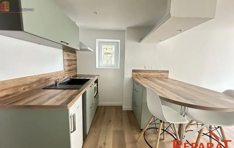 Studio meublé 25m² Brive-la-Gaillarde - Meublé, 3e étage - Photo 8