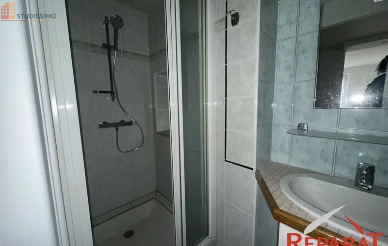 Studio meublé 25m² Brive-la-Gaillarde - Meublé, 3e étage - Photo 2