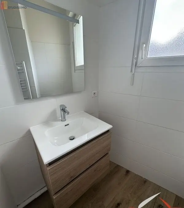 Studio 24m² Brive-la-Gaillarde - Lumineux, 1er étage - Photo 2