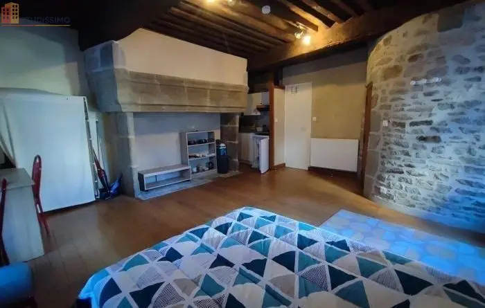 Studio 29m² Ussel - (pas de caractéristiques) - Photo 5
