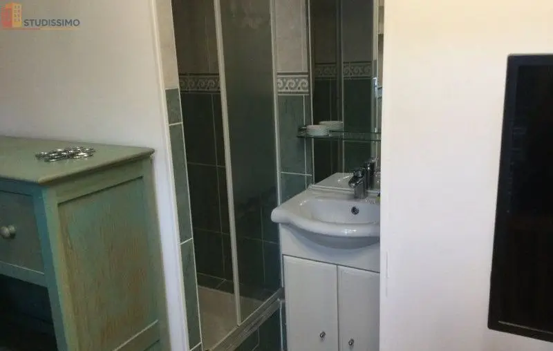 Studio meublé 15m² Naves 19460 - Centre bourg - Photo 5