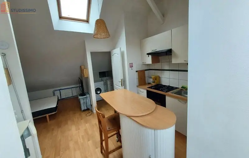 Studio meublé 18m² Tulle 19000 - Meublé, au 3e étage - Photo 5