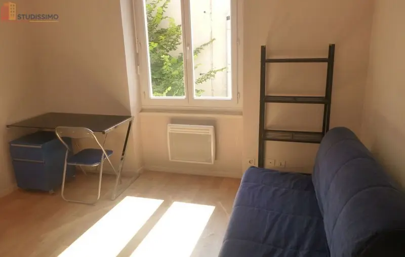 Studio meublé 17m² Dijon centre - Proche campus, parking privé - Photo 2