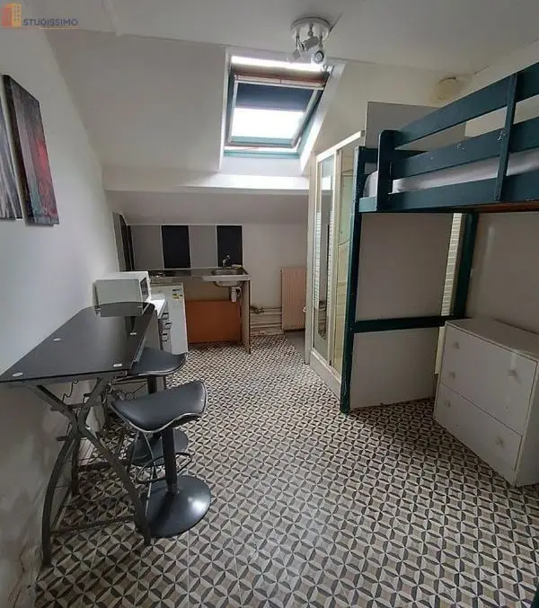 Studio meublé 11m² Dijon centre - Calme, dernier étage - Photo 5