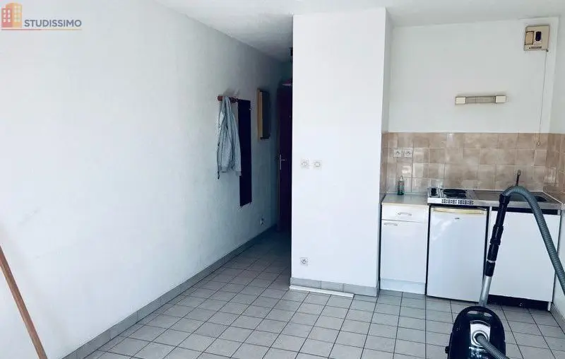 Studio 22m² Dijon centre - Lumineux, terrasse et parking - Photo 5