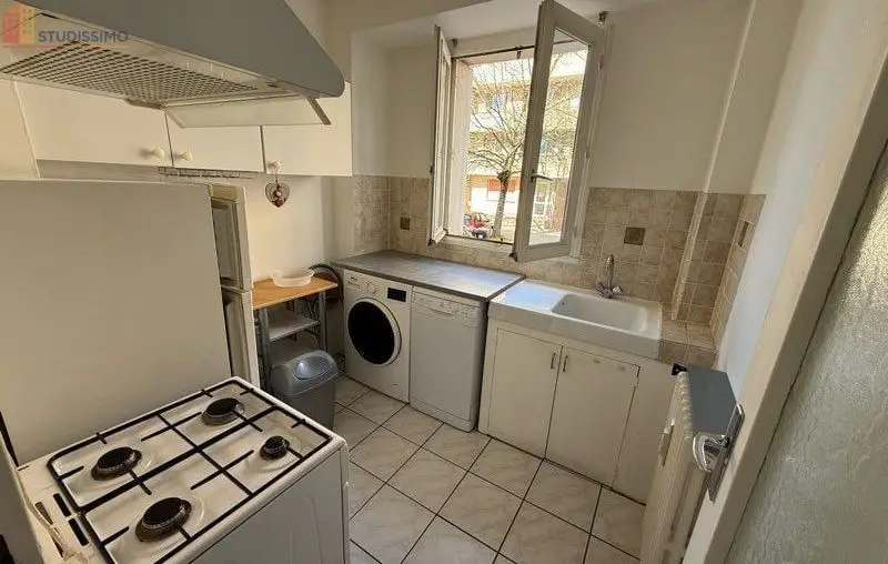 Studio meublé 33m² Dijon centre - Lumineux, rez-de-chaussée surélevé - Photo 2