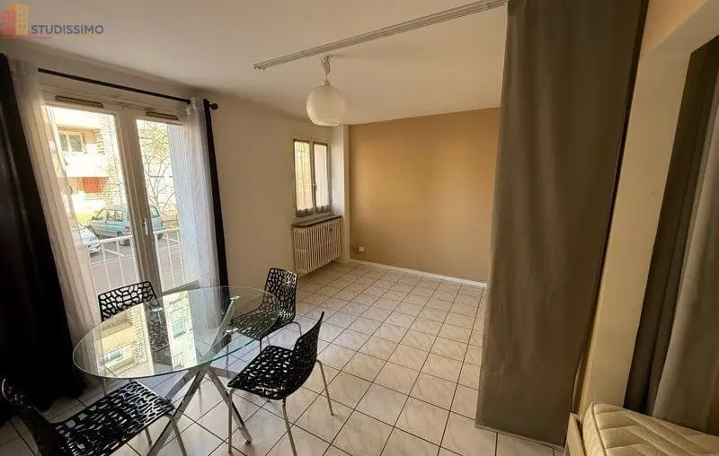 Studio meublé 33m² Dijon centre - Lumineux, rez-de-chaussée surélevé - Photo 4