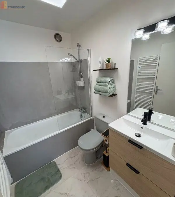 Studio meublé 29m² Saint-Brieuc - Lumineux, 4e étage - Photo 2