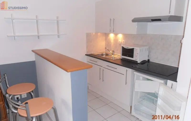 Studio meublé 25m² Saint-Brieuc - Résidence sécurisée, jardinet - Photo 3