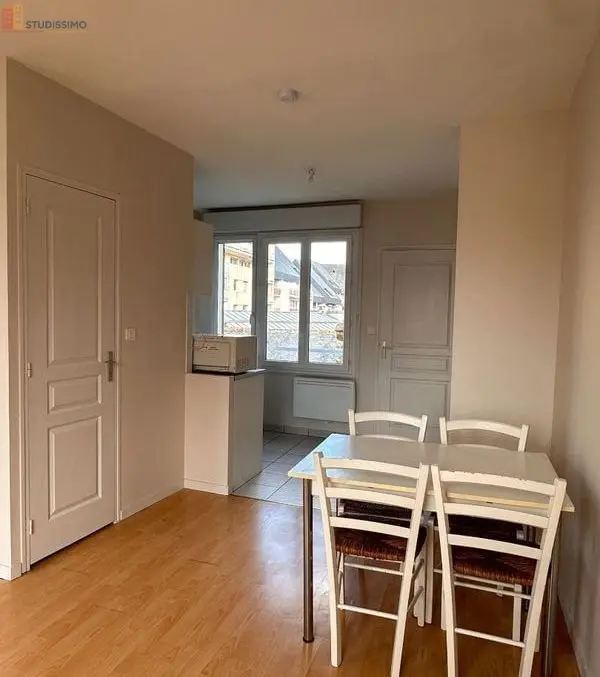 Studio 28m² Saint-Brieuc - Meublé, dernier étage - Photo 1