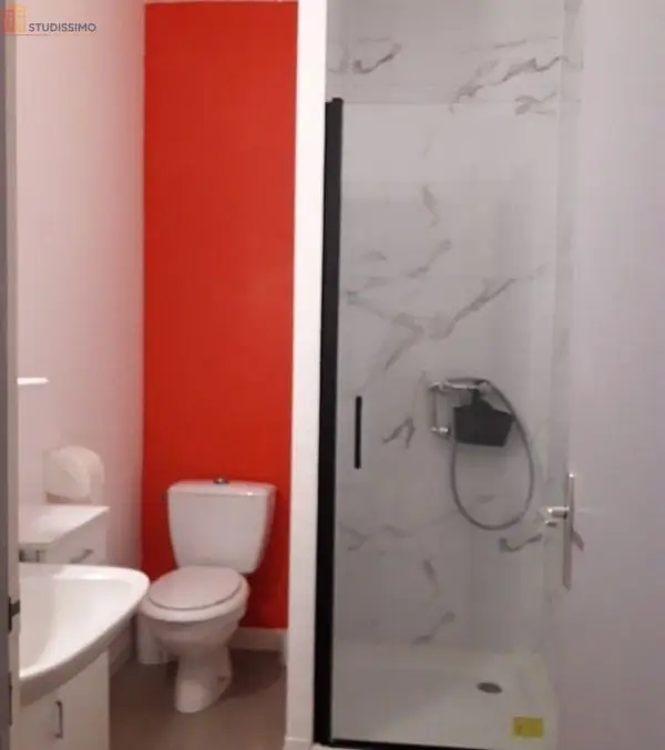 Studio meublé 28m² Guingamp - Plein centre, orienté sud - Photo 7