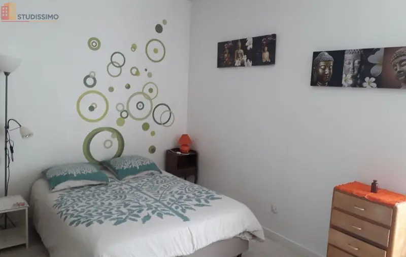 Studio meublé 28m² Guingamp - Plein centre, orienté sud - Photo 2