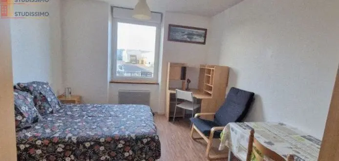 Studio meublé 24m² Saint-Brieuc - Confortable, lumineux - Photo 2