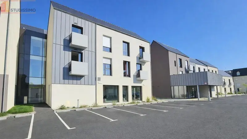 Studio meublé 37m² Lamballe-Armor 22400 - Meublé, DPE C - Photo 3