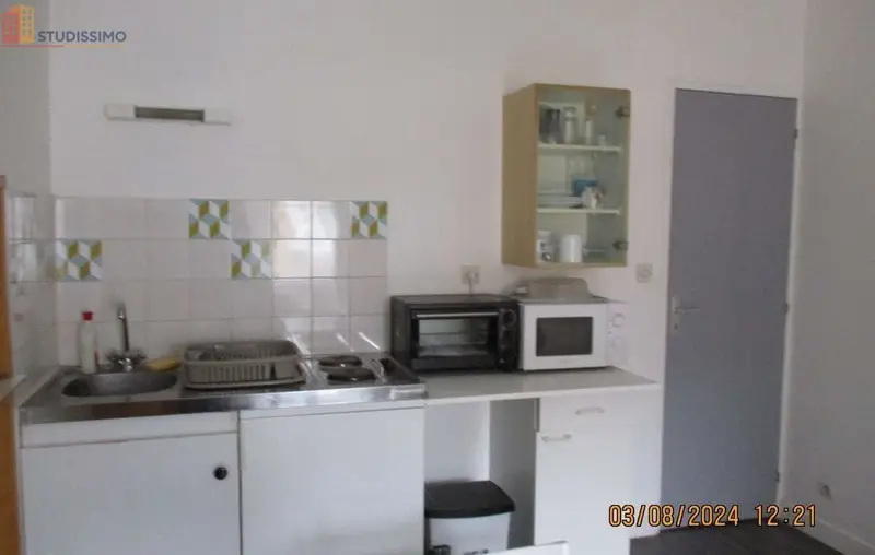 Studio meublé 20m² Guingamp - Plein centre, sur cour - Photo 3