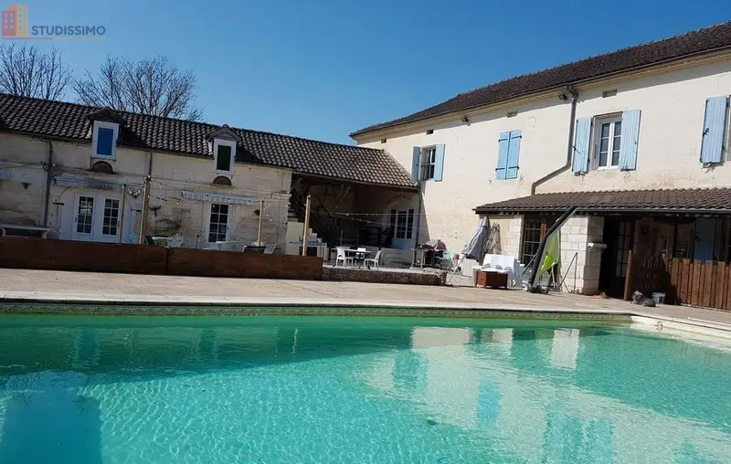 Studio meublé 24m² Mareuil-en-Périgord - Meublé, 1er étage - Photo 1